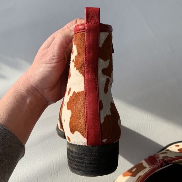 Like 🆕 Vaneli Cowhide boots! - Picture 5 of 6